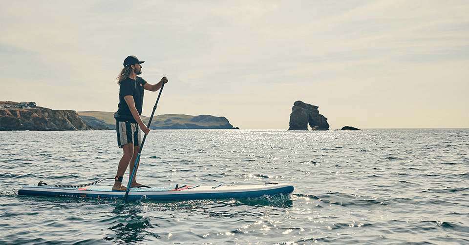 Is Summer A Good Time To Learn To Paddle Board? – Red Equipment - ROW