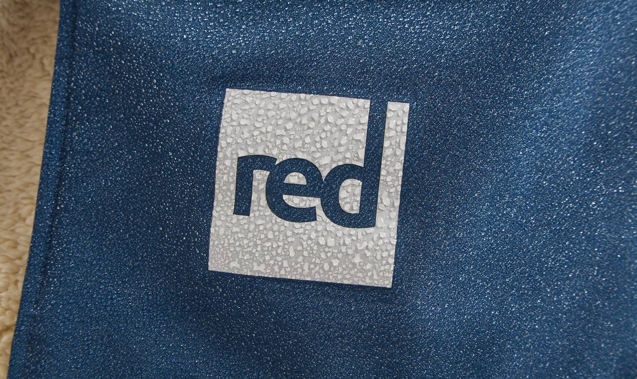 Red Equipment - ROW