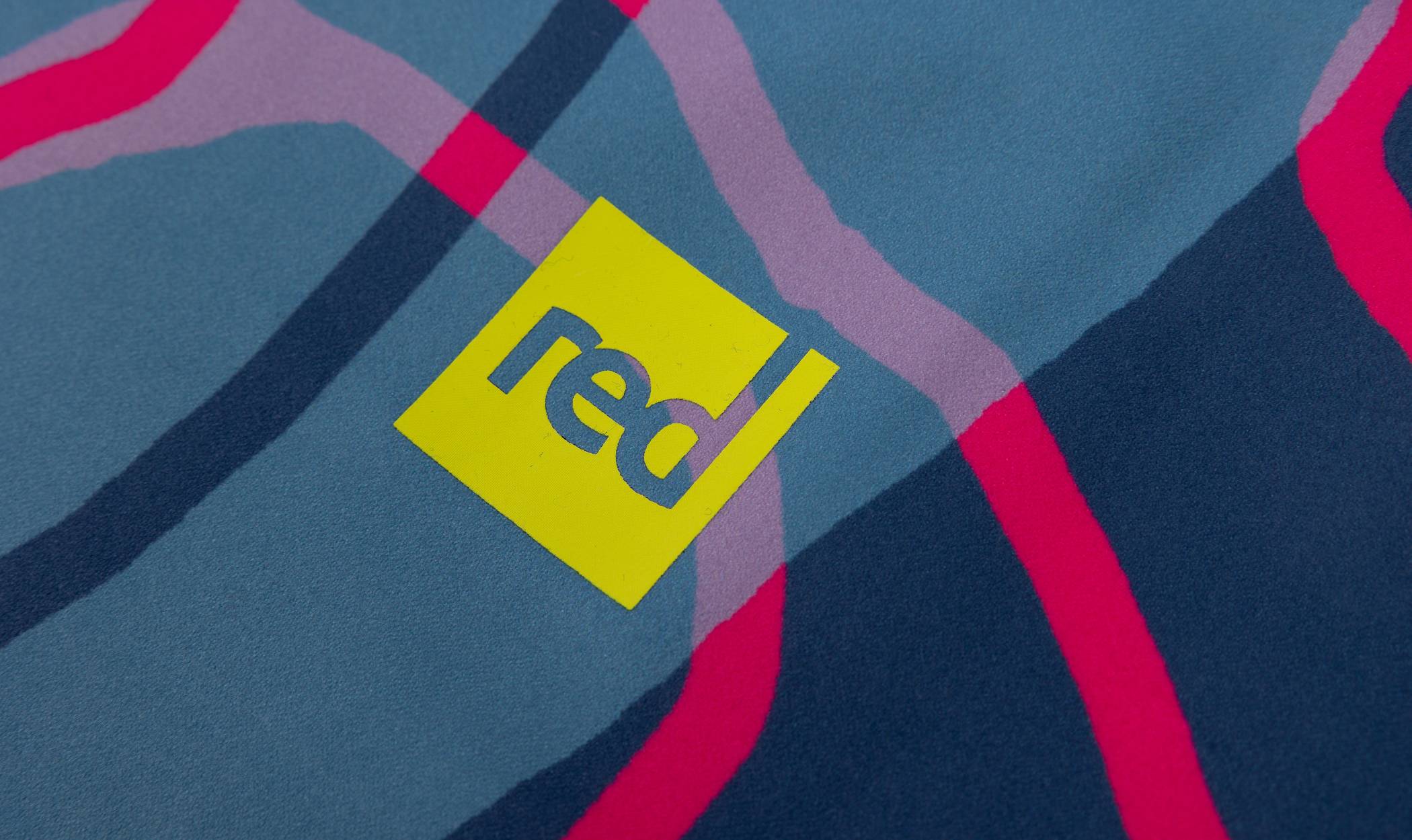 Red Equipment - ROW