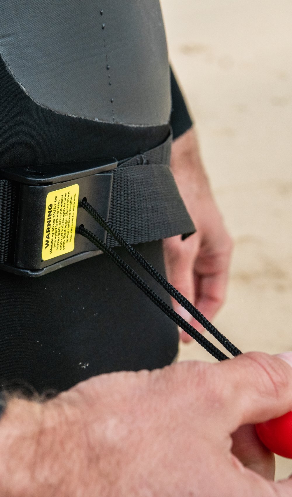 Red Paddle Co Quick Release SUP Leash Waist Belt – Red Equipment - ROW