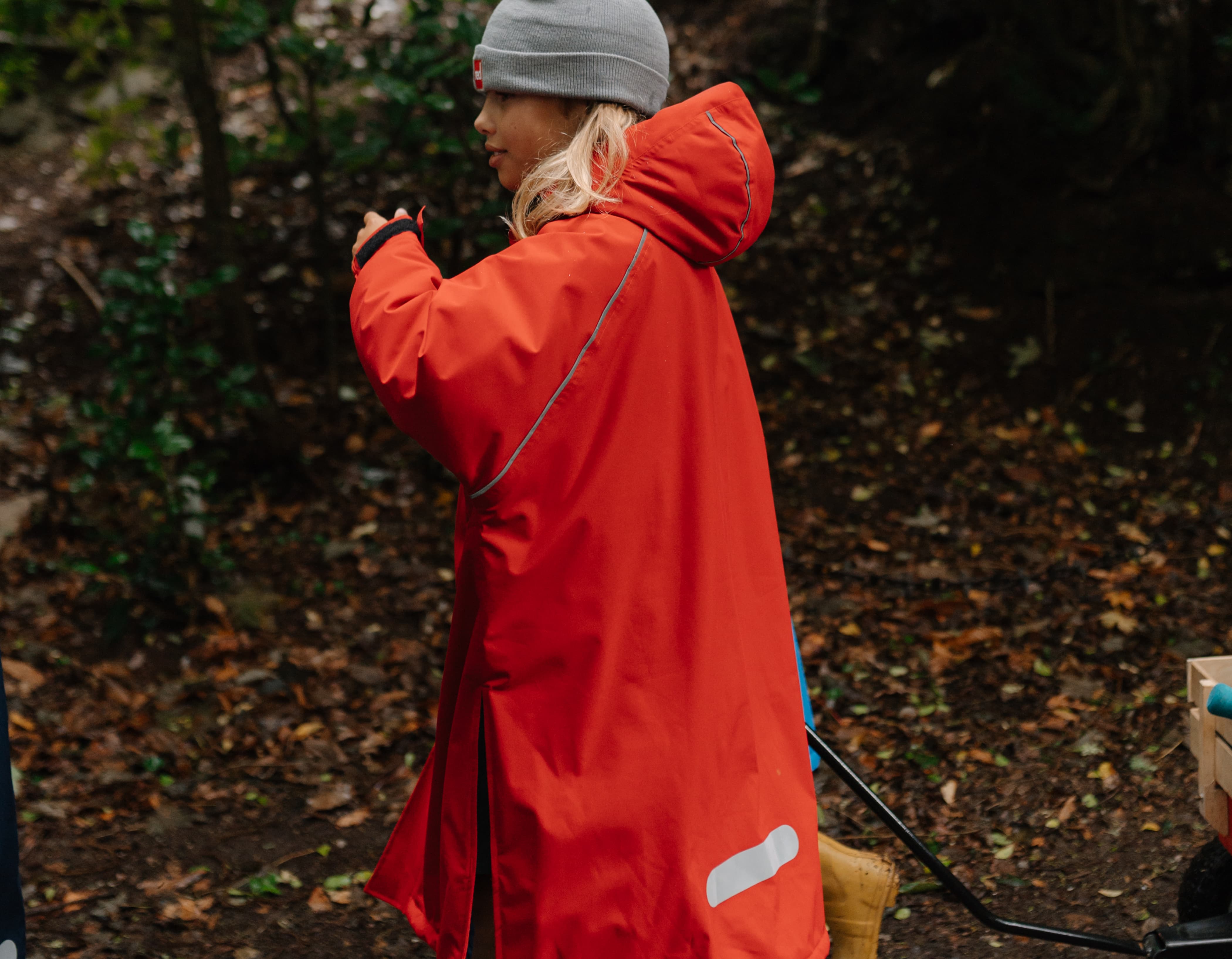 Red Equipment - ROW