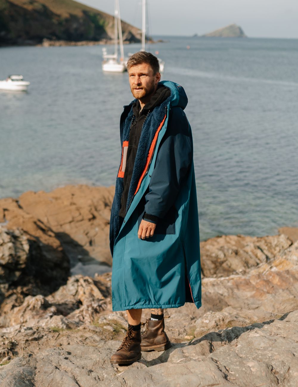 Chris Hero Robe Men's Recovered Pro Change Robe EVO – Red Equipment - ROW