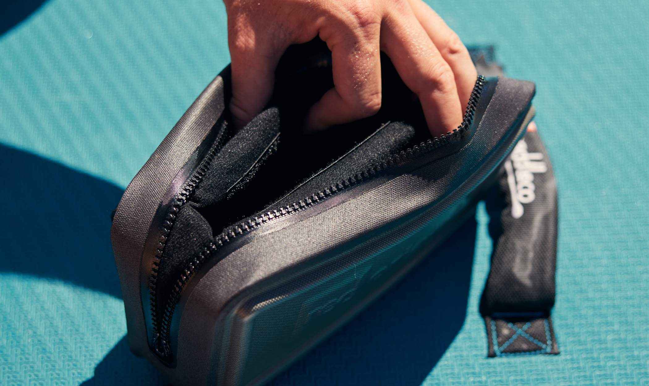 Red Equipment Waterproof Dry Pouch – Red Equipment ROW