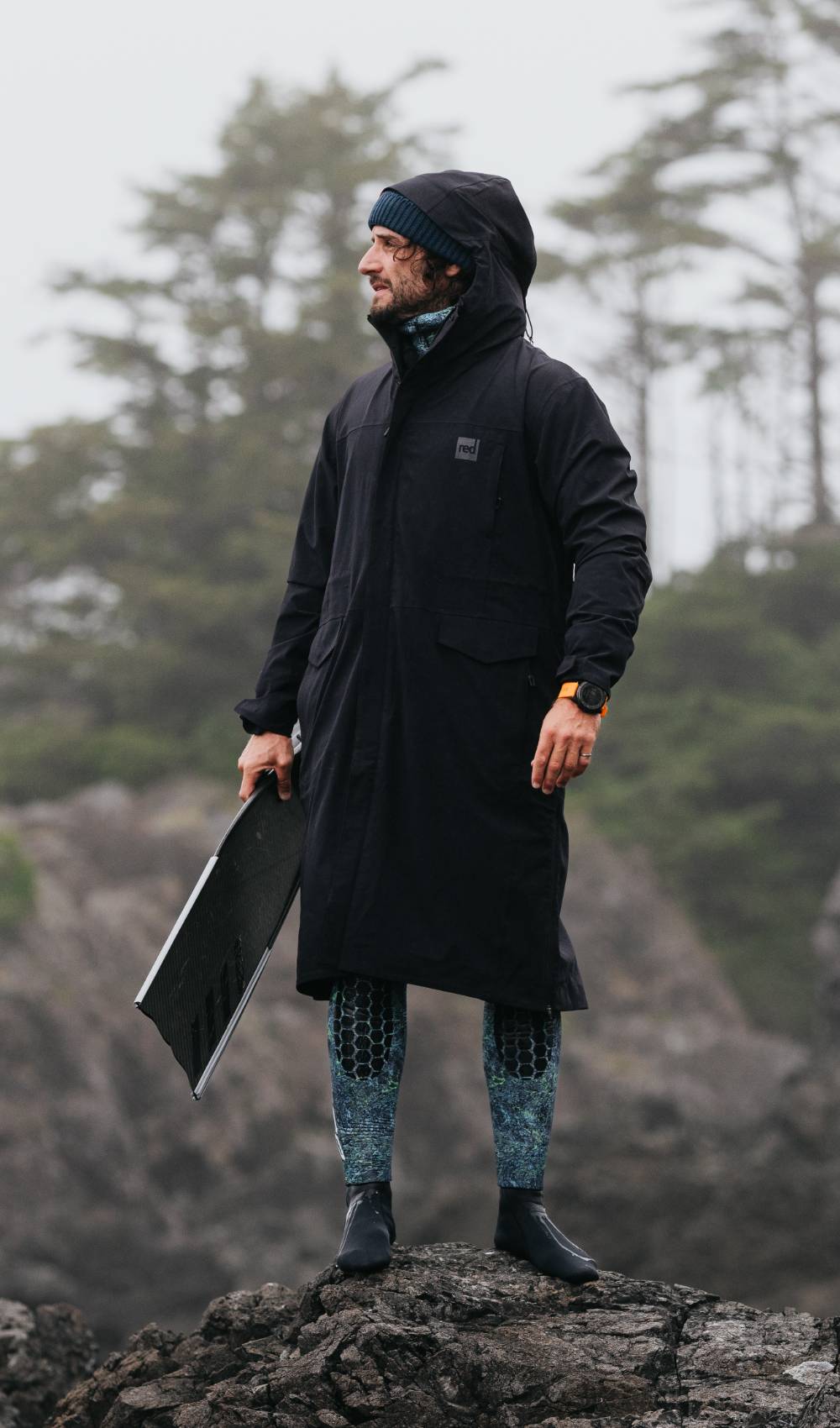 Men's Pursuit Waterproof Lightweight Changing Robe Jacket - Black