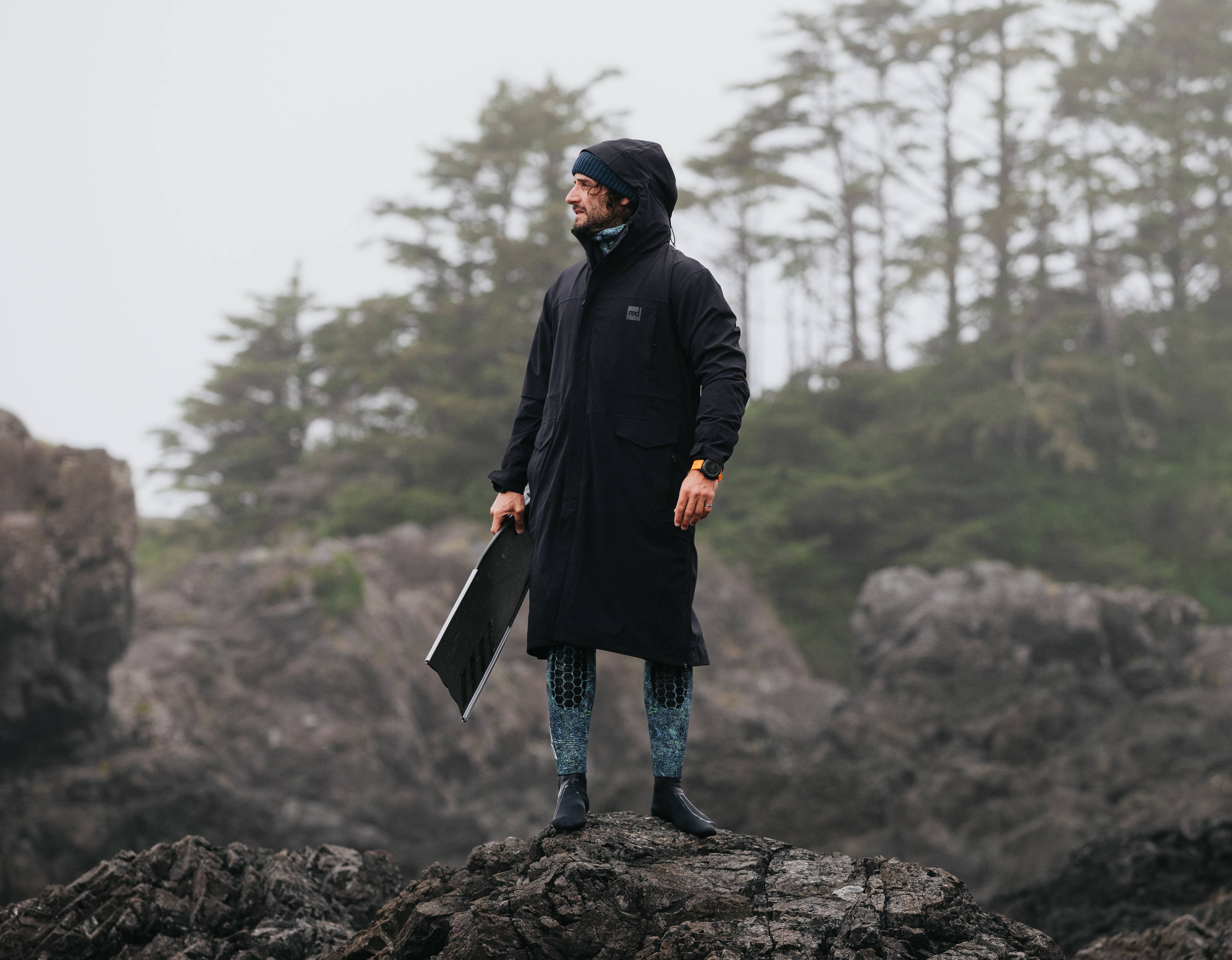 Men's Pursuit Waterproof Lightweight Changing Robe Jacket - Black