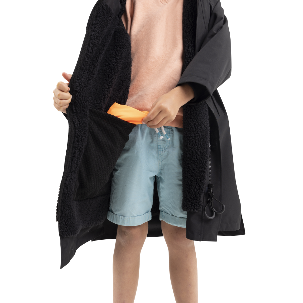 Kids’ Long Sleeve Waterproof Dry Changing Robe Alter EVO Pro - Stealth Black