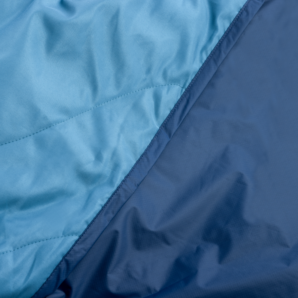 Quilted Lightweight Water-Resistant Adventure Blanket - Blue